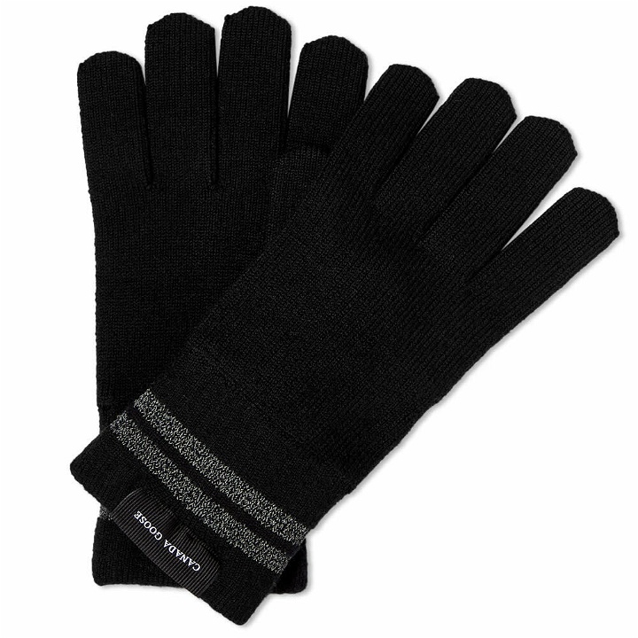 Photo: Canada Goose Women's Barrier Glove in Black