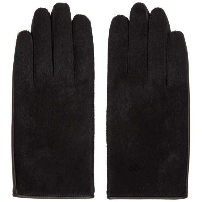 Photo: Sasquatchfabrix. Black Leather Gloves