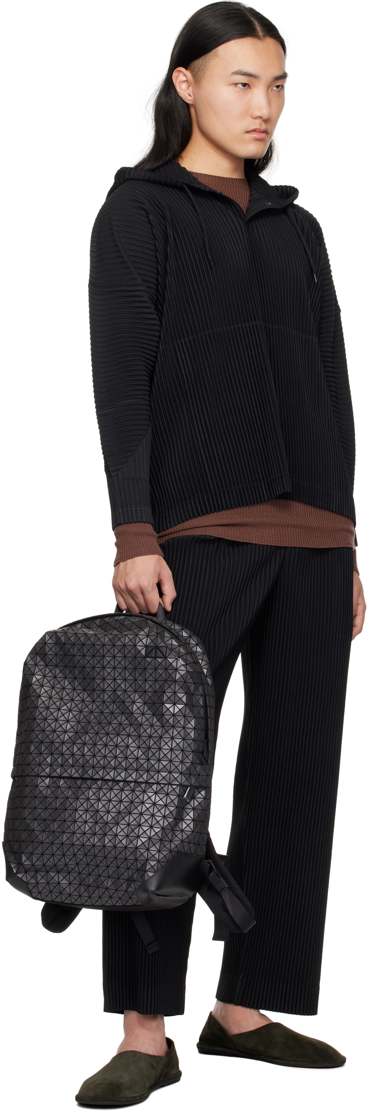 LINER – ISSEY MIYAKE ONLINE STORE