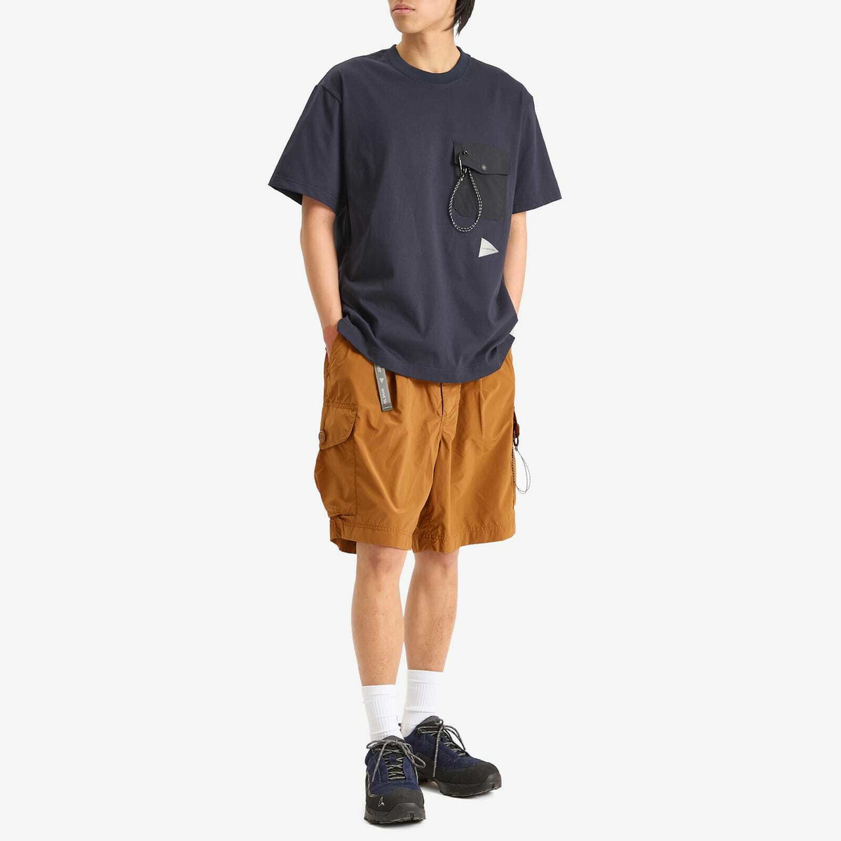 and wander Men's Oversized Cargo Shorts in Light Brown