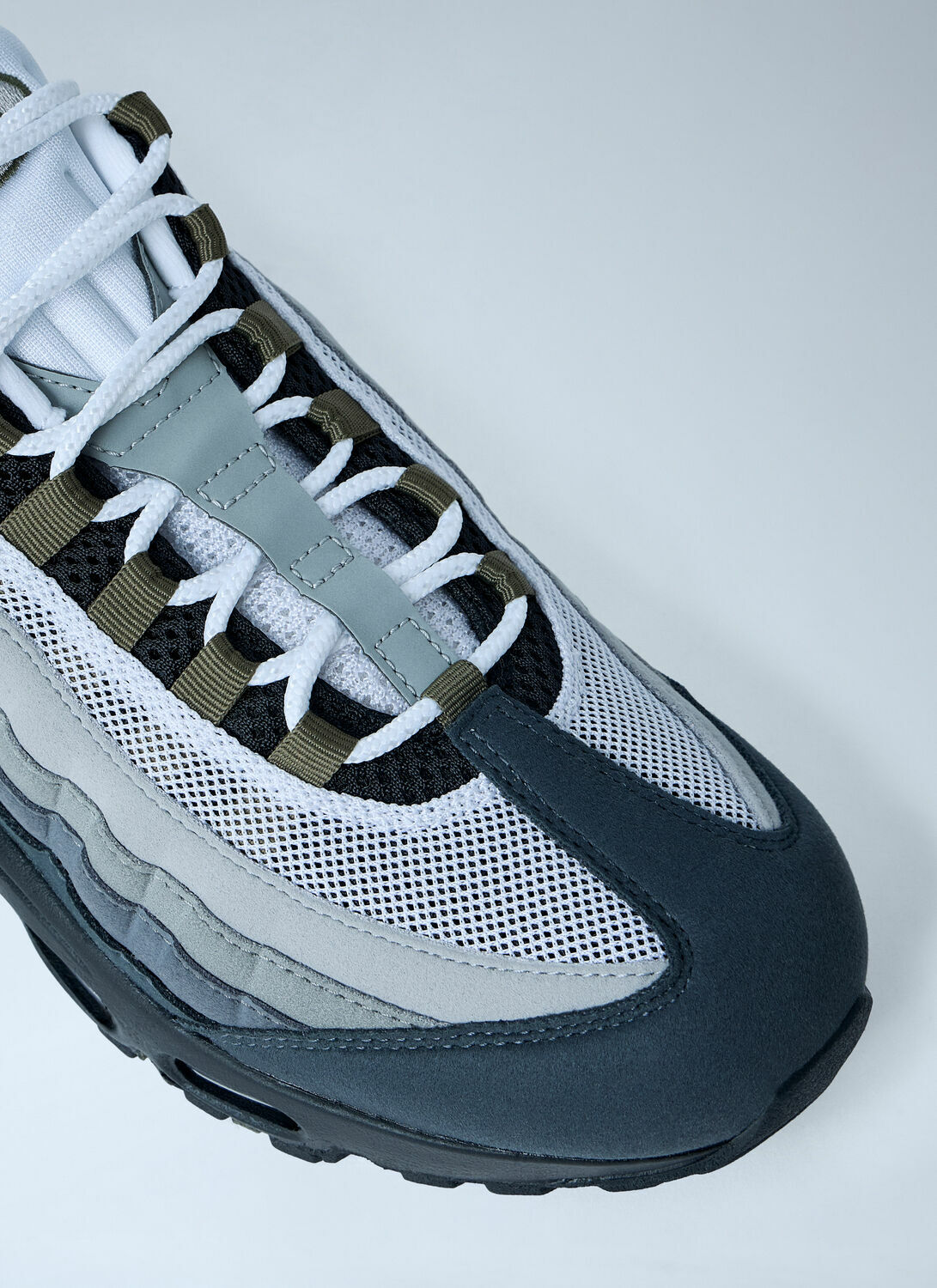 Nike Air Max 95 Sneakers