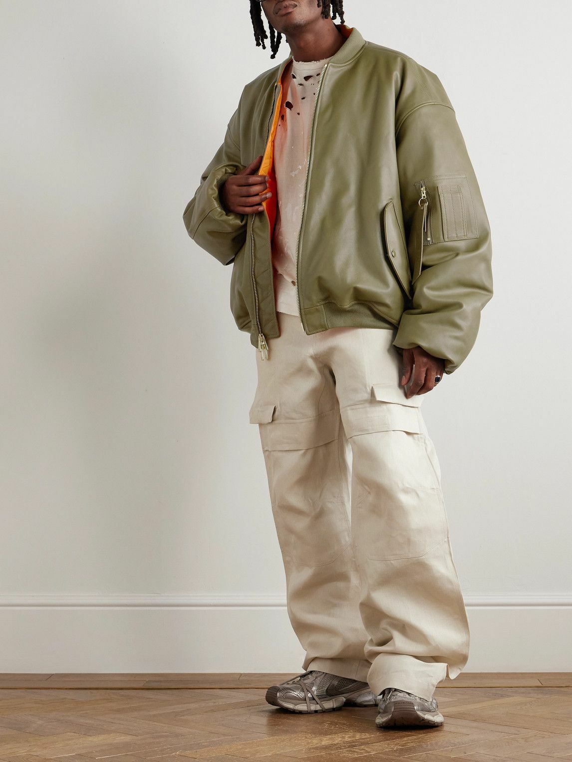 VETEMENTS - Oversized Leather Bomber Jacket - Green Vetements VETEMENTS - Oversized Leather Bomber Jacket - Green Vetements