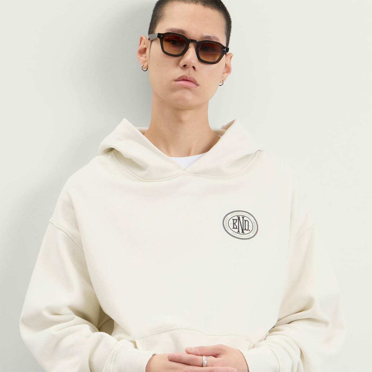 END. Leisure Pullover Hoodie in Smoke White
