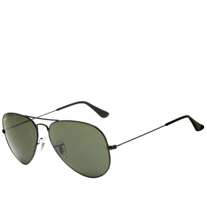 Photo: Ray Ban Aviator Sunglasses Black & Grey Green
