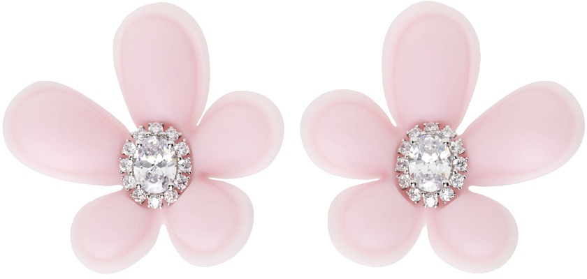 Photo: Shushu/Tong Pink YVMIN Edition Rubber Flower Earrings