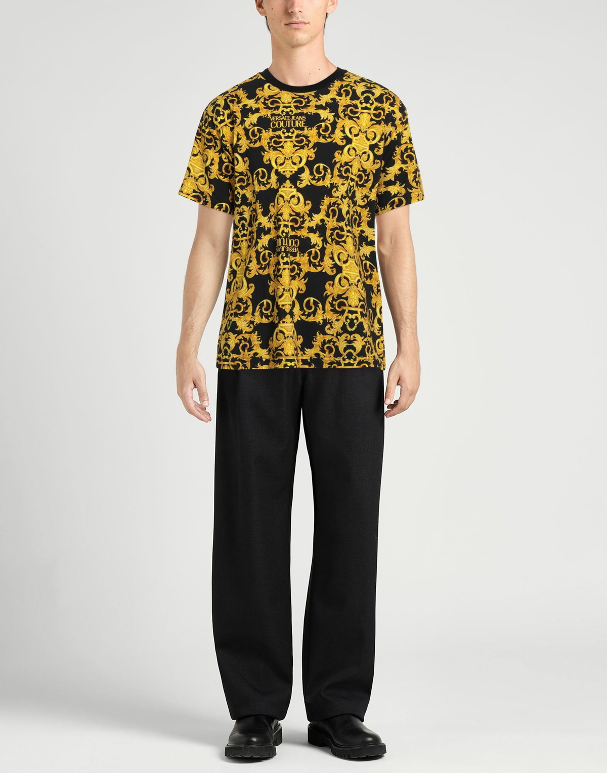 Versace Jeans Couture Mens T-shirt in Black