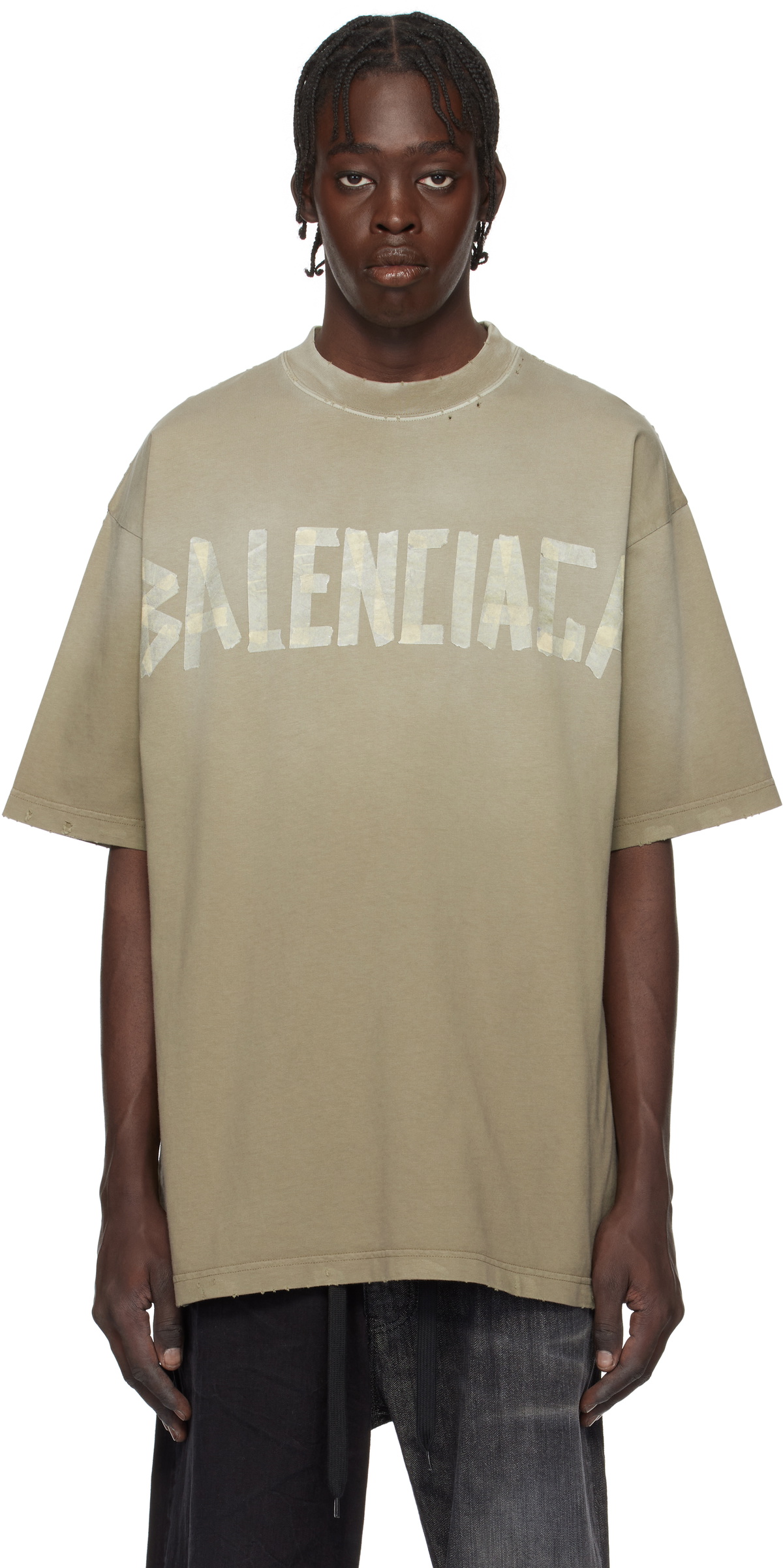 【BALENCIAGA】 トープ New Tape Type ミディアムTシャツ Balenciaga Taupe New Tape Type Medium Fit T-shirt Balenciaga