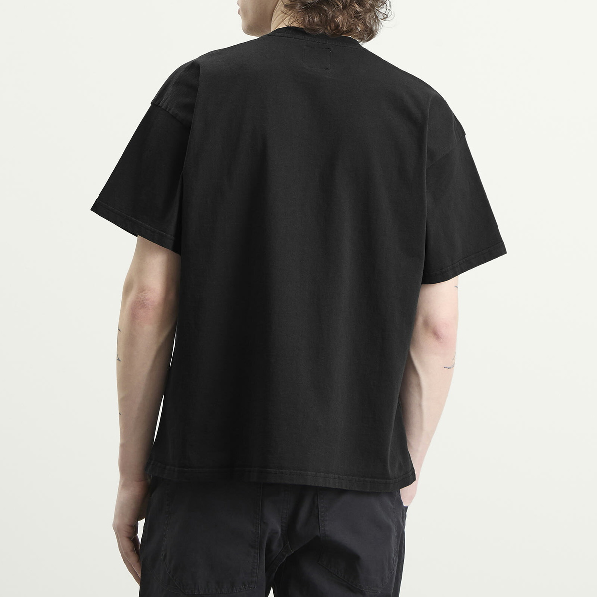 ROA Men's Logo T-Shirt in Washed Black