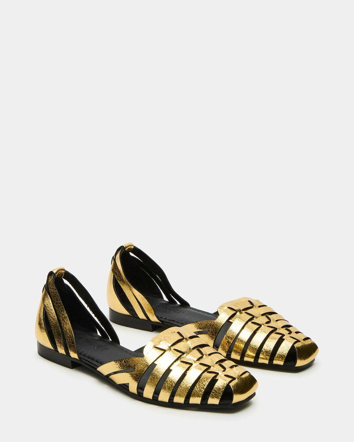 Steve Madden Medlin Flats in Gold