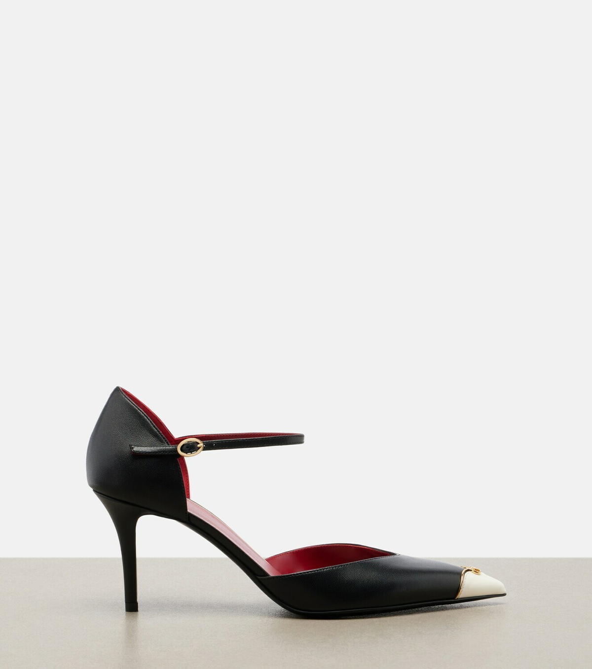 Valentino Garavani D'Orsay Heartip leather pumps