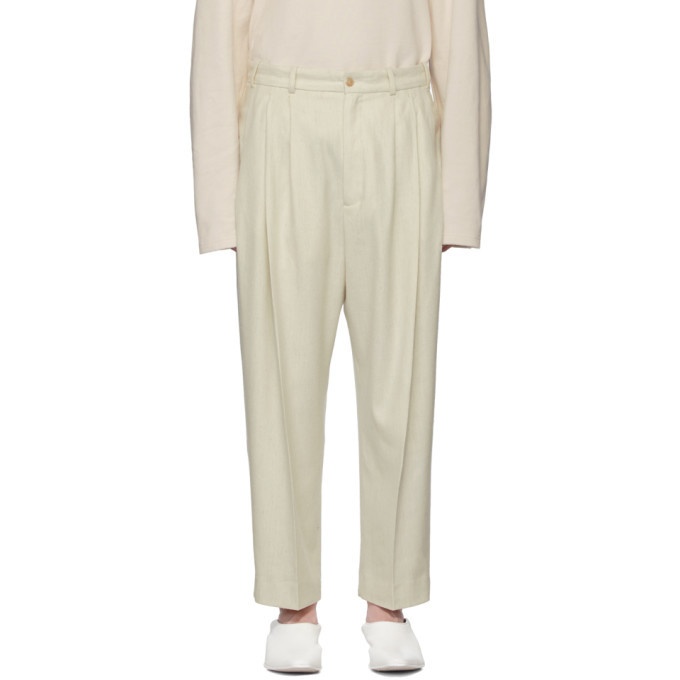 Photo: Hed Mayner Off-White Wool Pleated Trousers