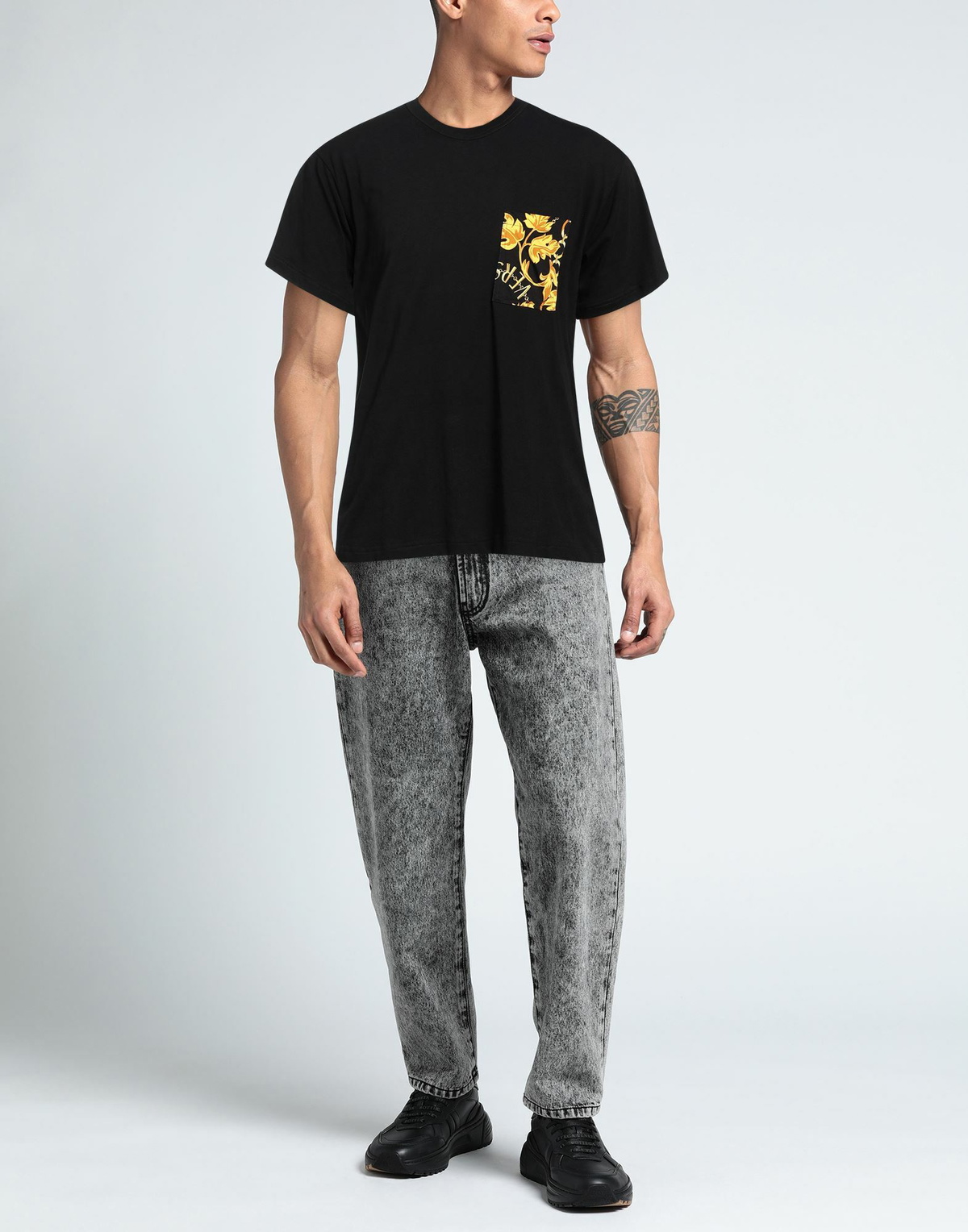 Versace Jeans Couture Mens T-shirt in Black