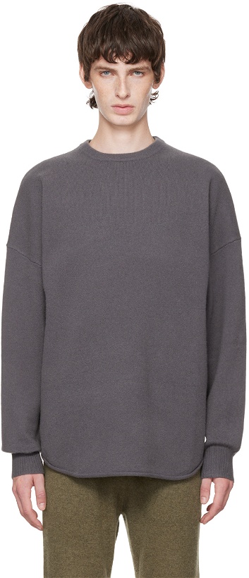 Photo: extreme cashmere Gray n°53 Sweater