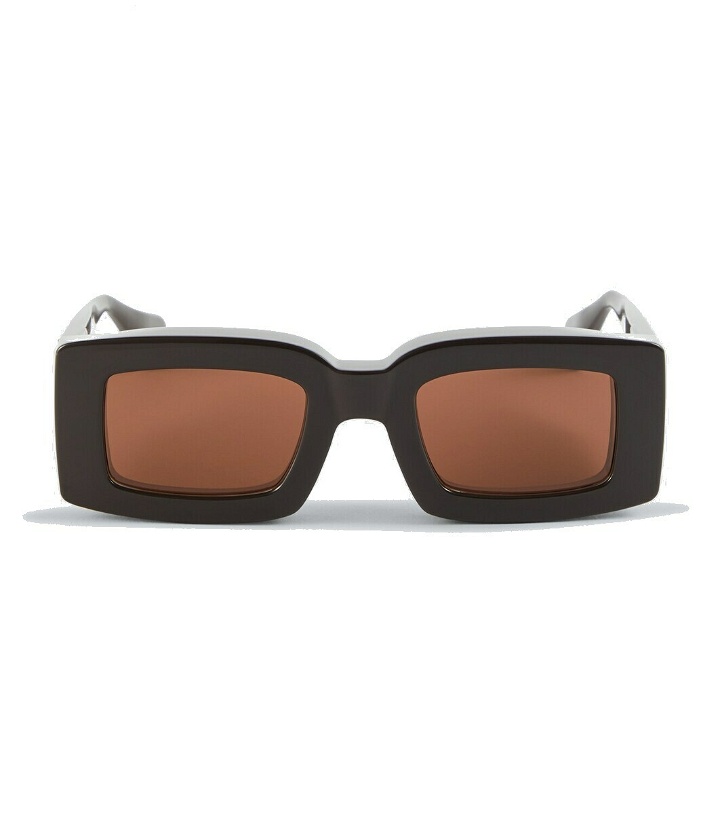 Photo: Jacquemus Les Lunettes Tupi rectangular sunglasses