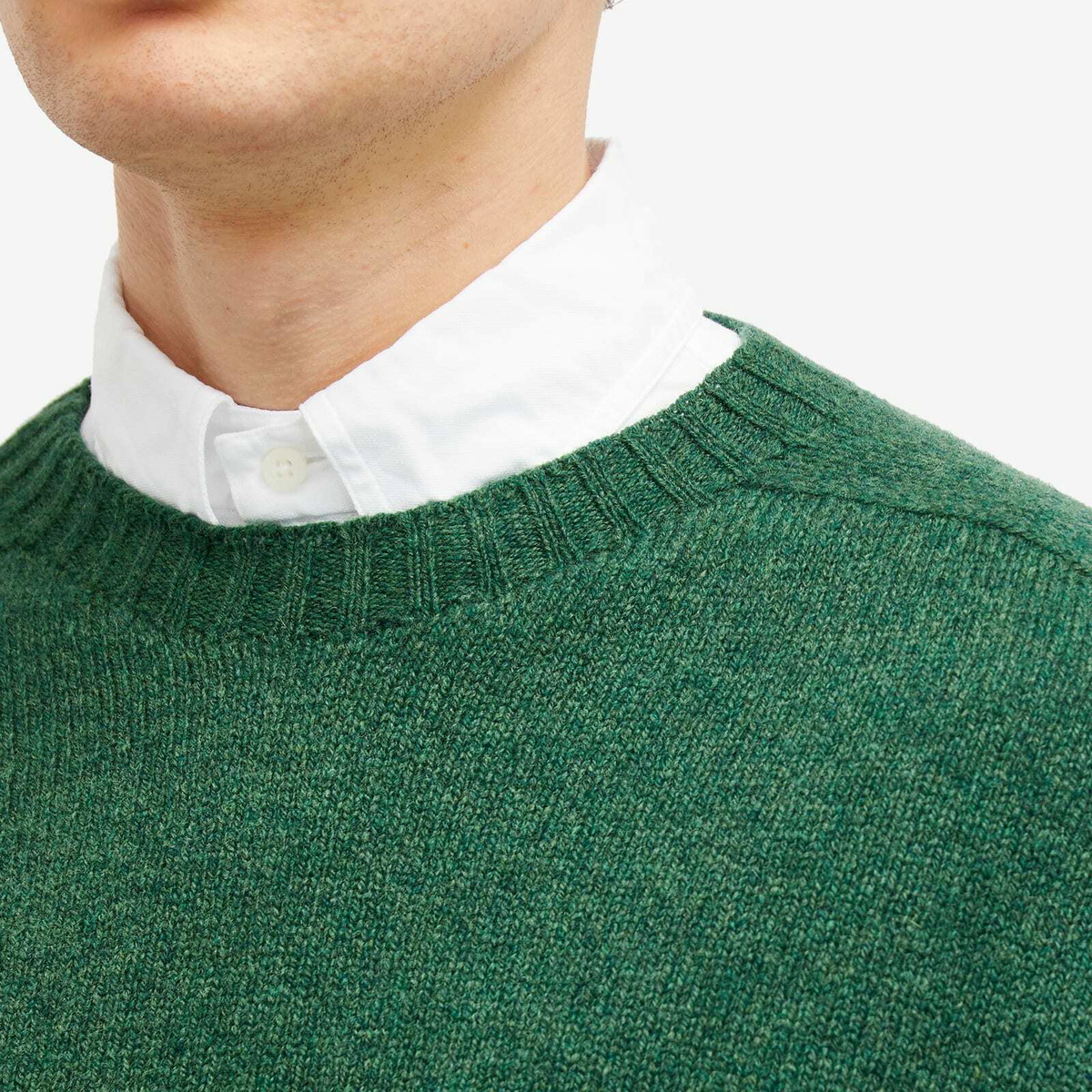 Country Of Origin Men's Geelong Seamless Knit Jumper in Asparagus