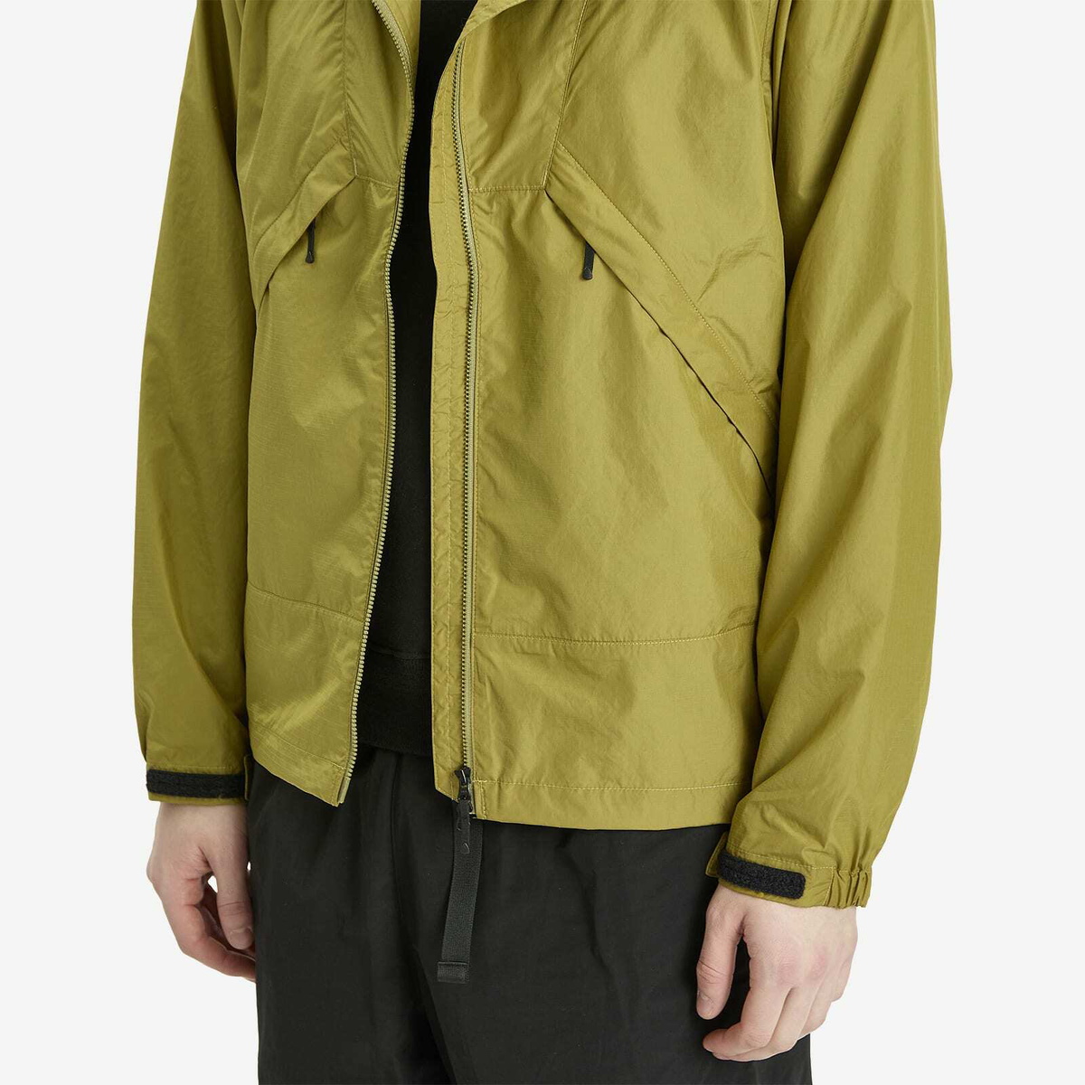 Goldwin Men's Ripstop Hooded Jacket in Olive Yellow Goldwin