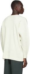 HOMME PLISSÉ ISSEY MIYAKE Off-White Surface Long Sleeve T-Shirt