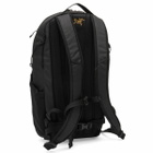Arc'teryx Men's Mantis 16 Backpack in Black 