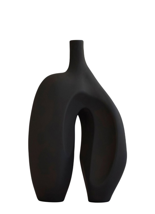 Photo: 101 Copenhagen Sculptural Ceramic Vase