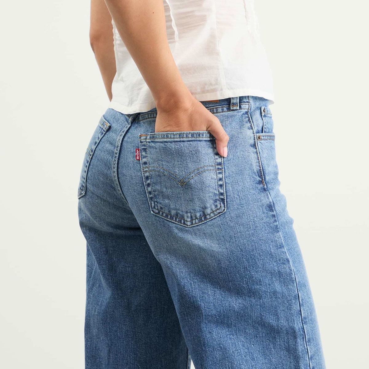 Levi's Women's 728 High Rise Wide Leg Jeans in Sweet Success