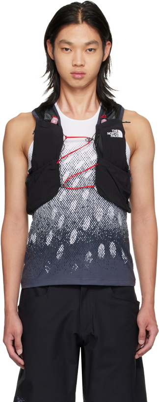 Photo: The North Face Black Summit Run 10 Vest