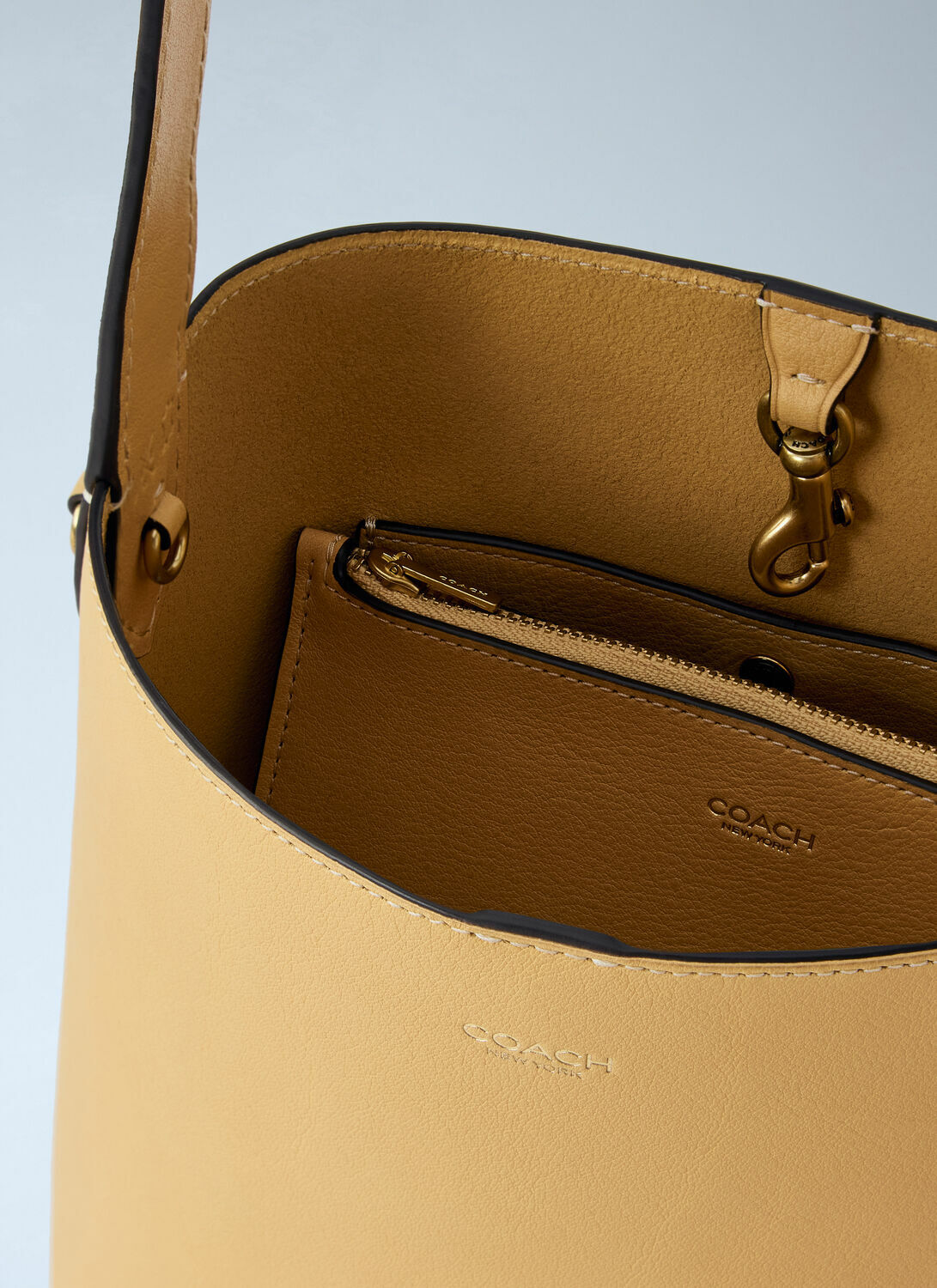 Coach Bleecker Bucket Bag 21