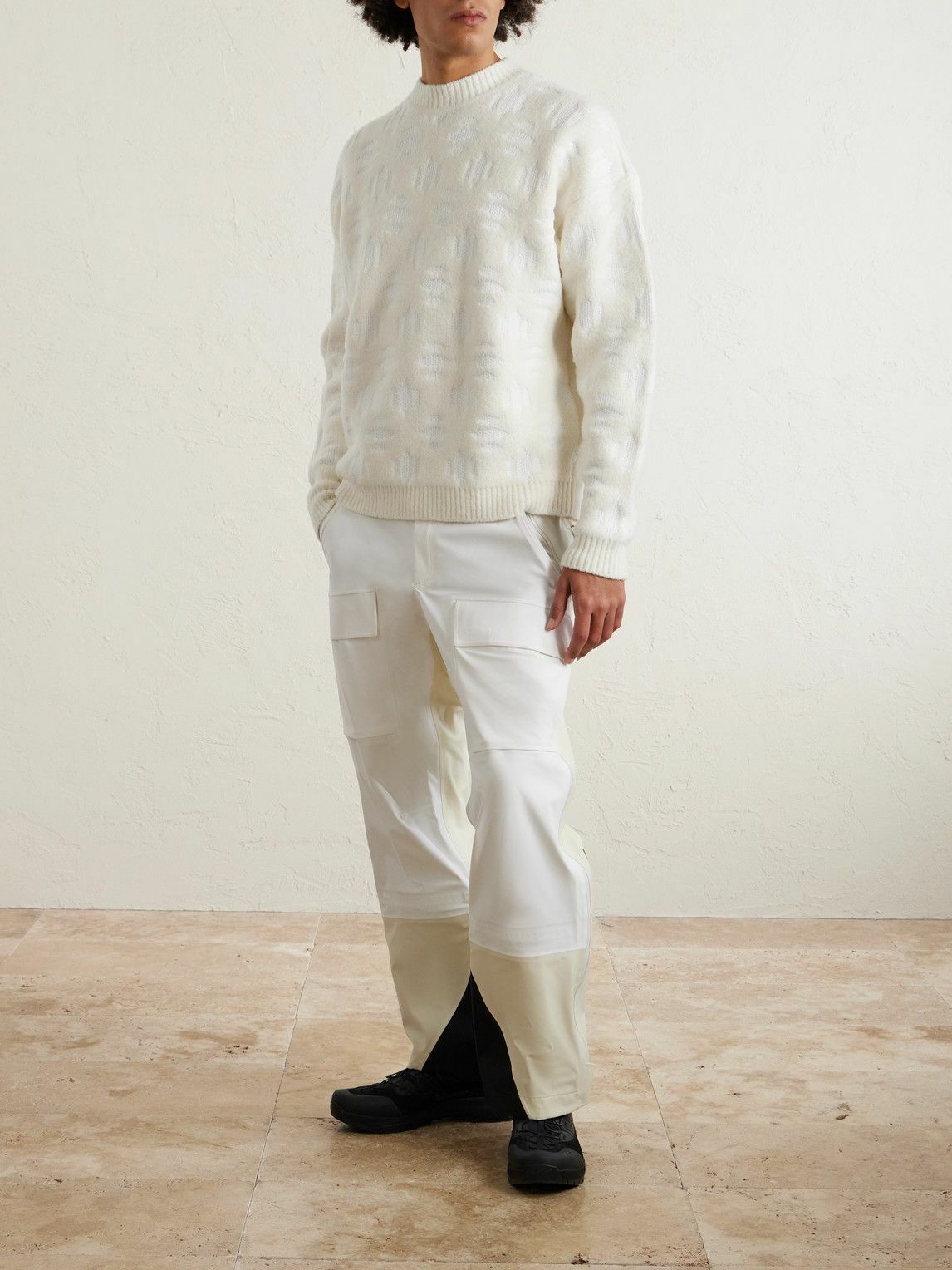 Aztech Mountain - Matthew Day Jackson Snowflake Virgin Wool-Blend Sweater - Neutrals