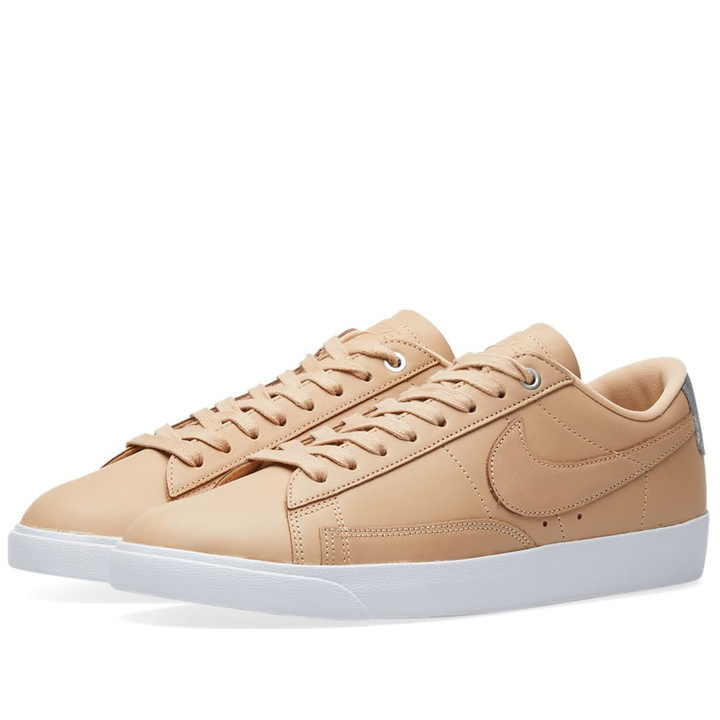 Photo: Nike Blazer Low SE Premium W