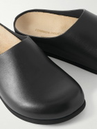 Common Projects - Leather Clogs - Black