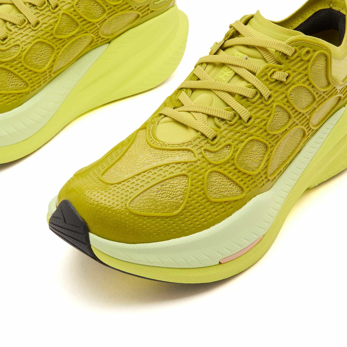 HOKA ONE ONE U Mach X Caged Sneaker in Pea Green/Hoka Citru