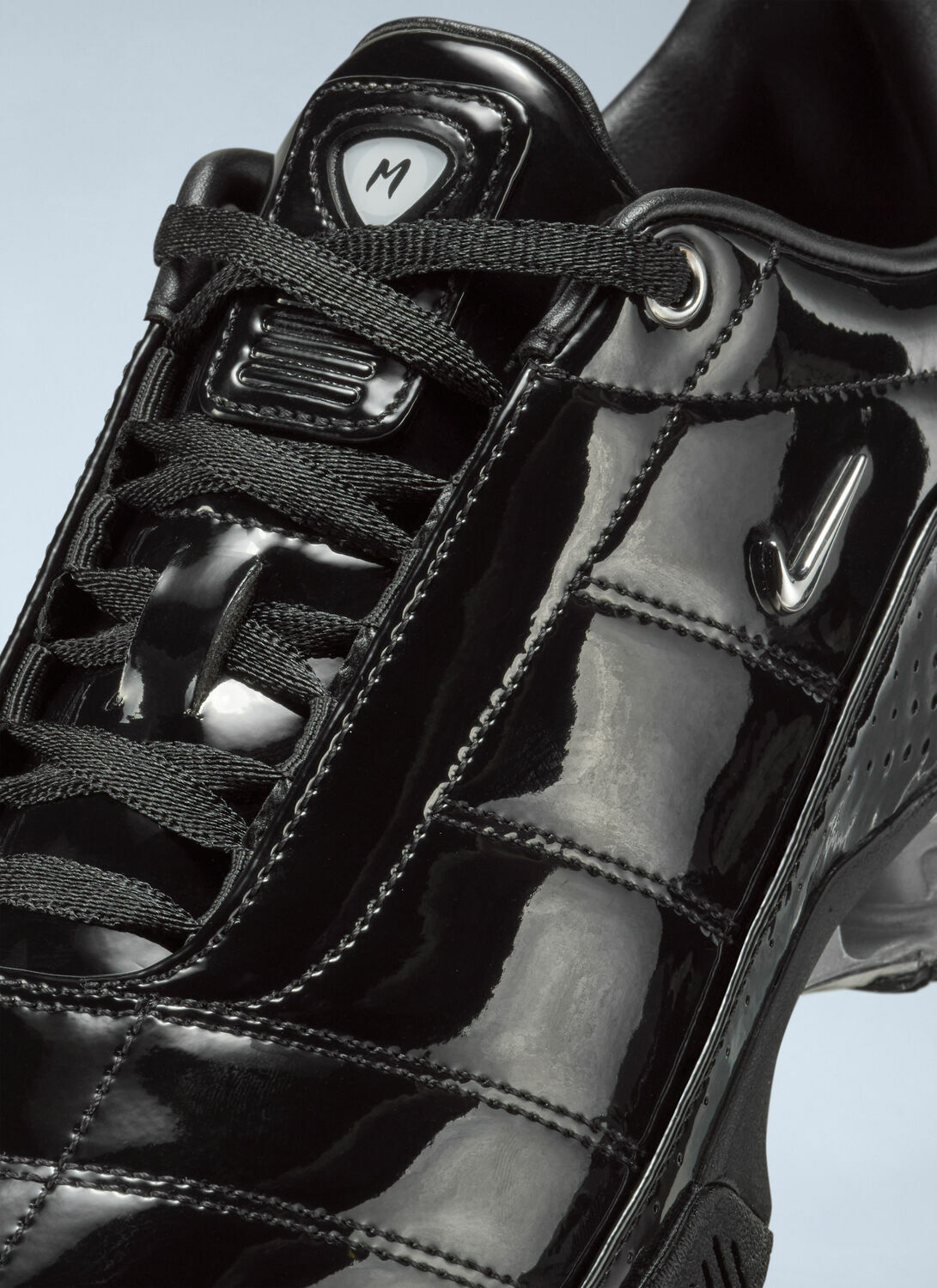 Nike Total 90 Shox Magia Sneaker