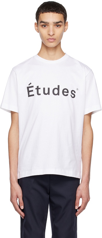 Photo: Études White Wonder T-Shirt