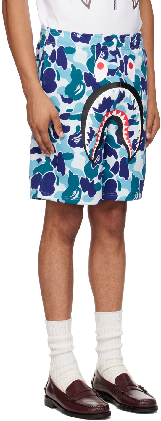A BATHING APE BAPE BLUE CAMO SHARK ショーツ BAPE Side Shark Sweat Shorts Navy x ABC camo blue A Bathing