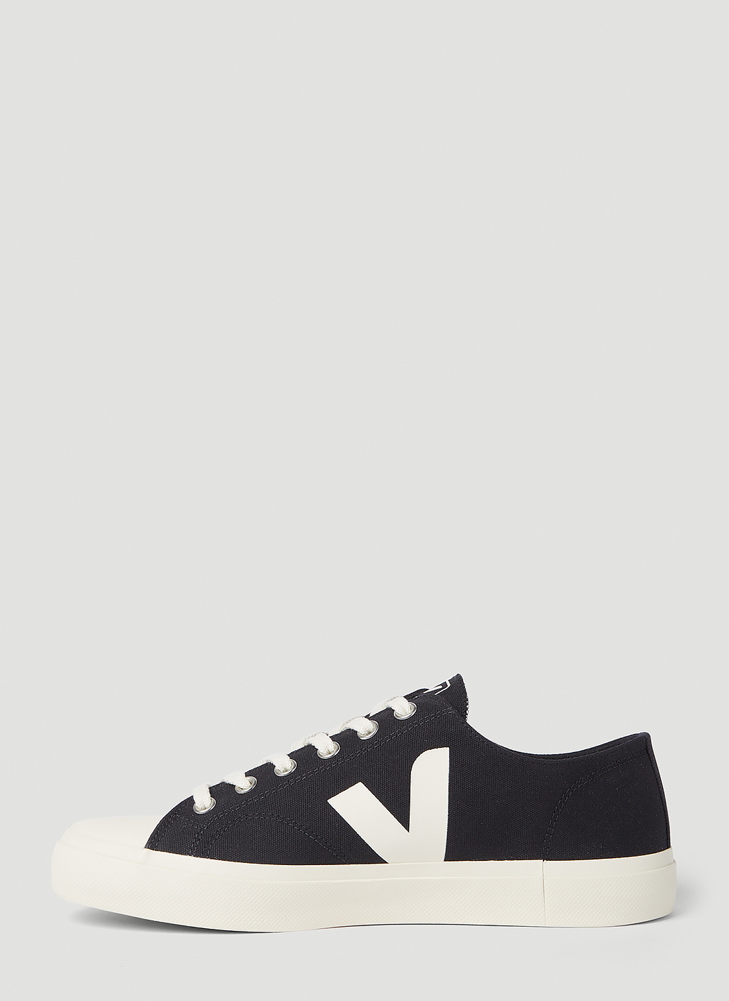 Veja Wata II Sneakers