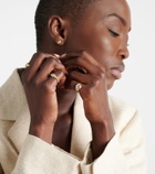 Yvonne Léon Baby Chevalière 9kt ring with diamonds
