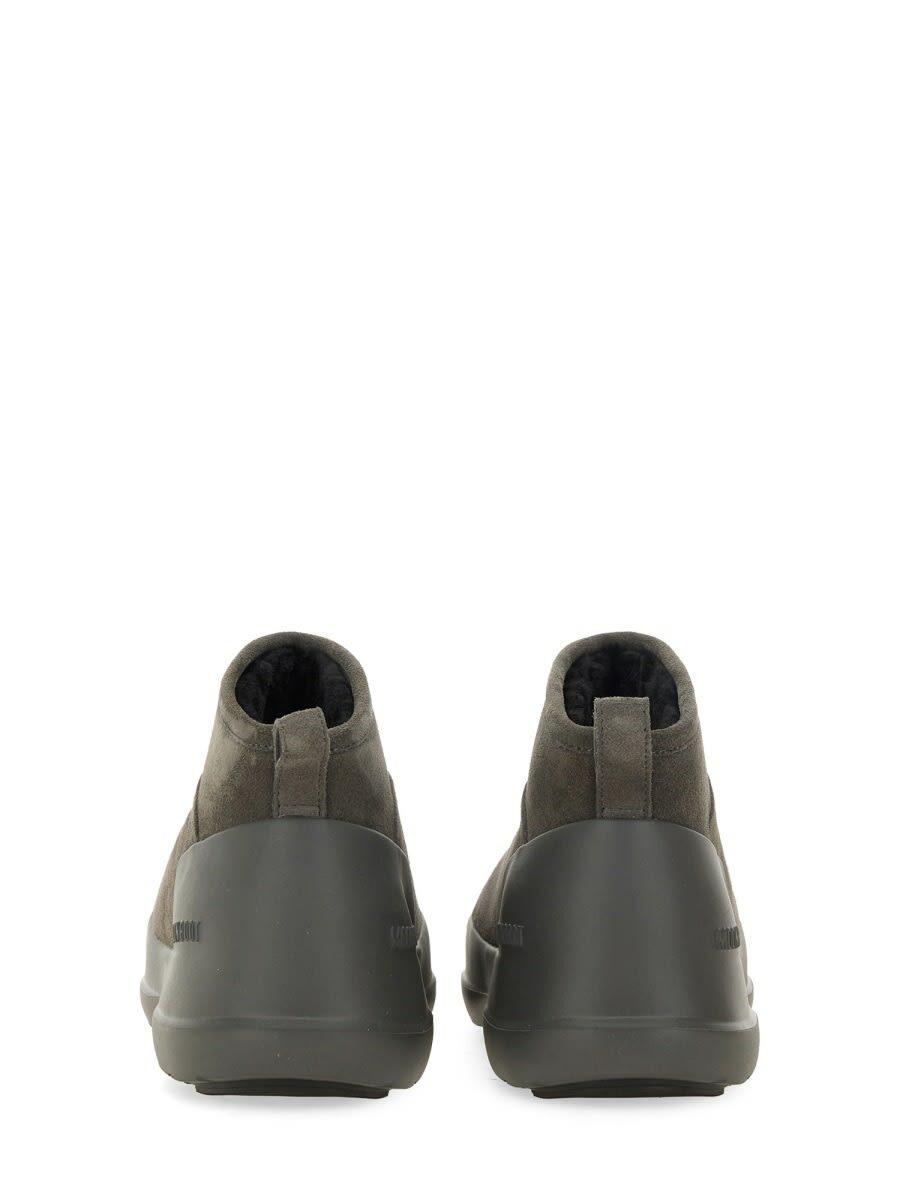 moon Boot