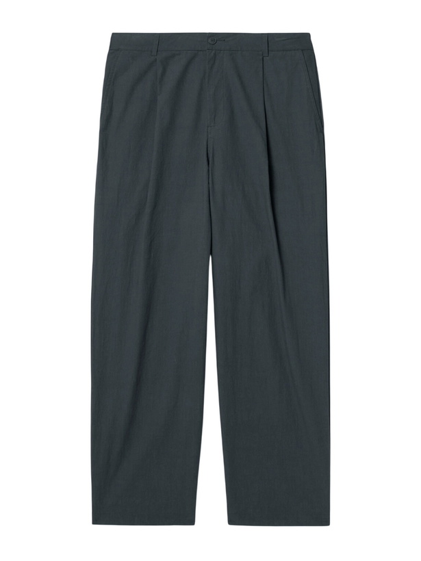 Photo: Folk - Straight-Leg Pleated Cotton Trousers - Gray