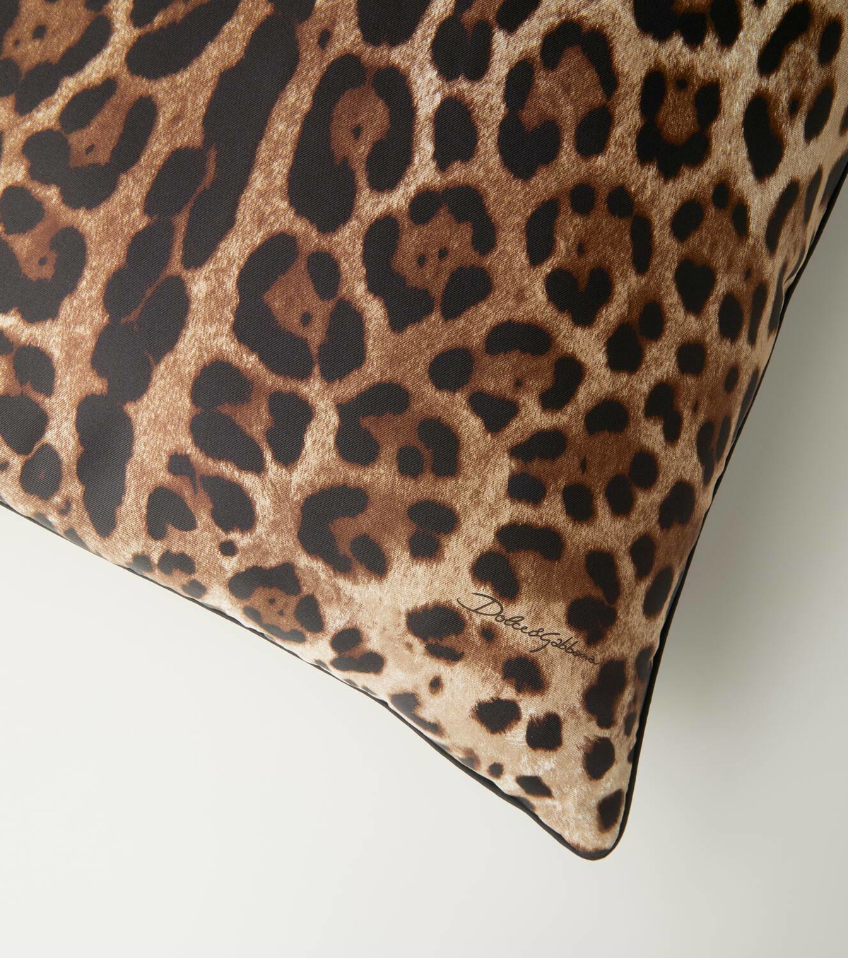 Dolce&Gabbana Casa Leopardo Small silk twill cushion