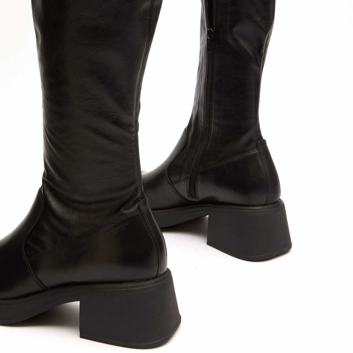 Vagabond Shoemakers Women's Dorah Stretch Knee High Boot in Black