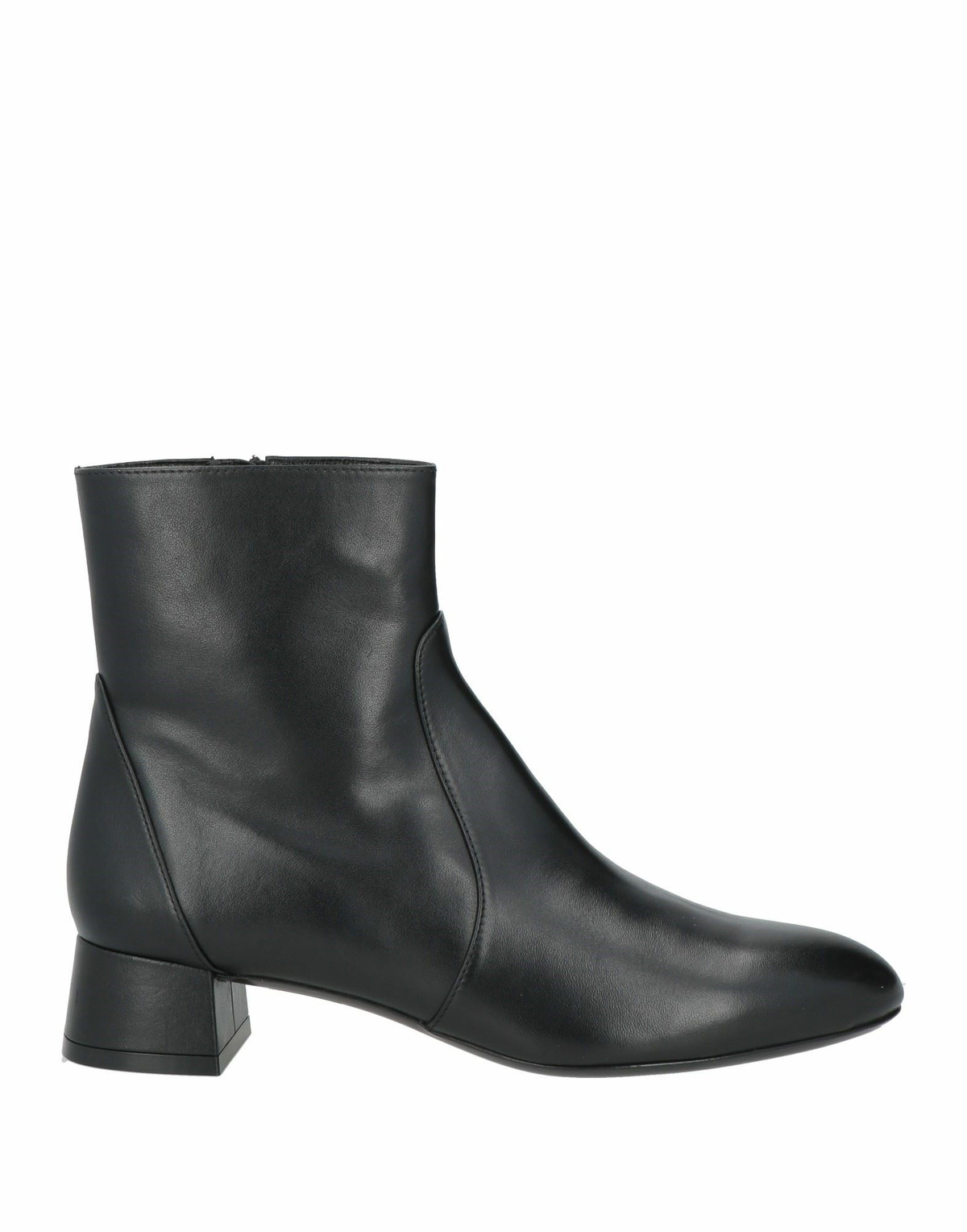 Stuart Weitzman Womens Ankle boots in Black