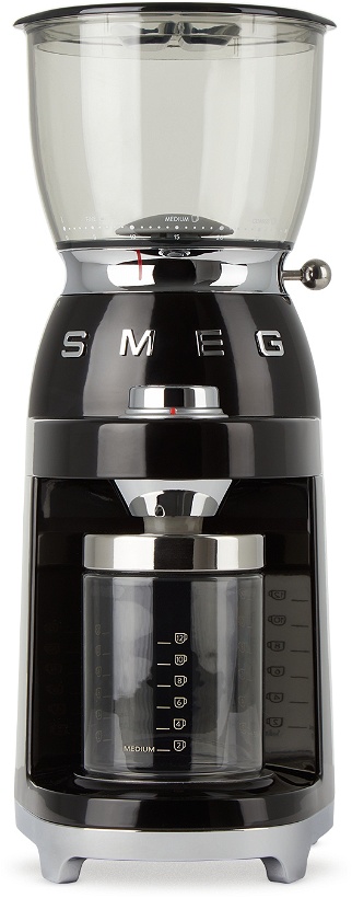 Photo: SMEG Black Retro-Style Coffee Grinder