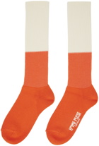 HOMME PLISSÉ ISSEY MIYAKE Off-White & Orange Two-Way Socks