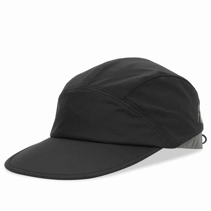Photo: CAYL Men's x New Balance 3L Softshell Cap in Black 
