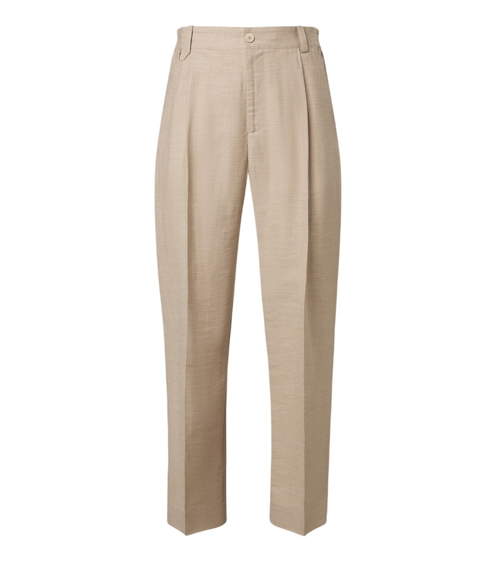 Photo: Jacquemus Croisière pleated linen-blend pants