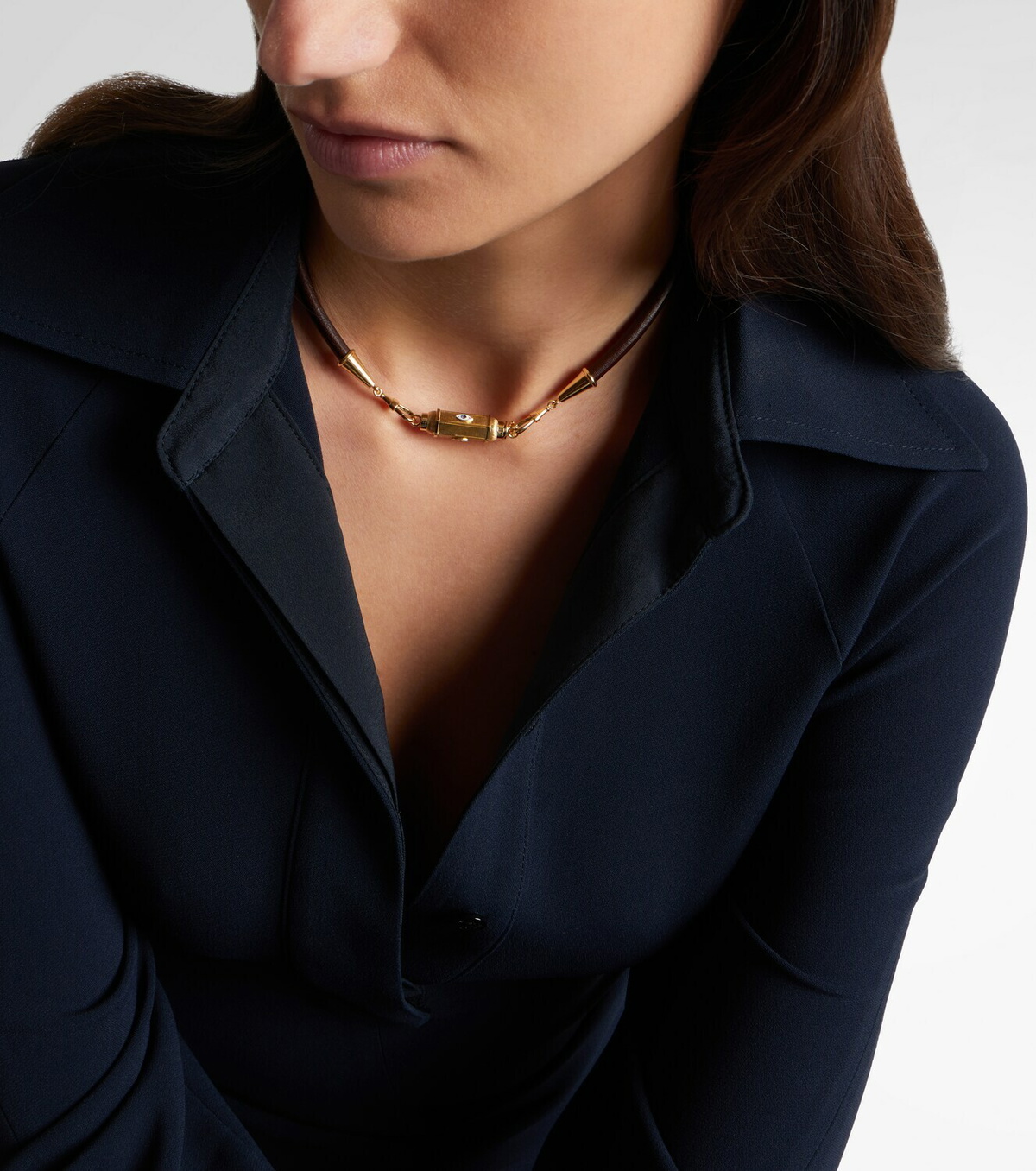 Marie Lichtenberg 18kt gold and leather necklace with sapphires