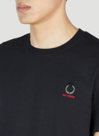 Raf Simons x Fred Perry - Printed Sleeve T-Shirt in Black