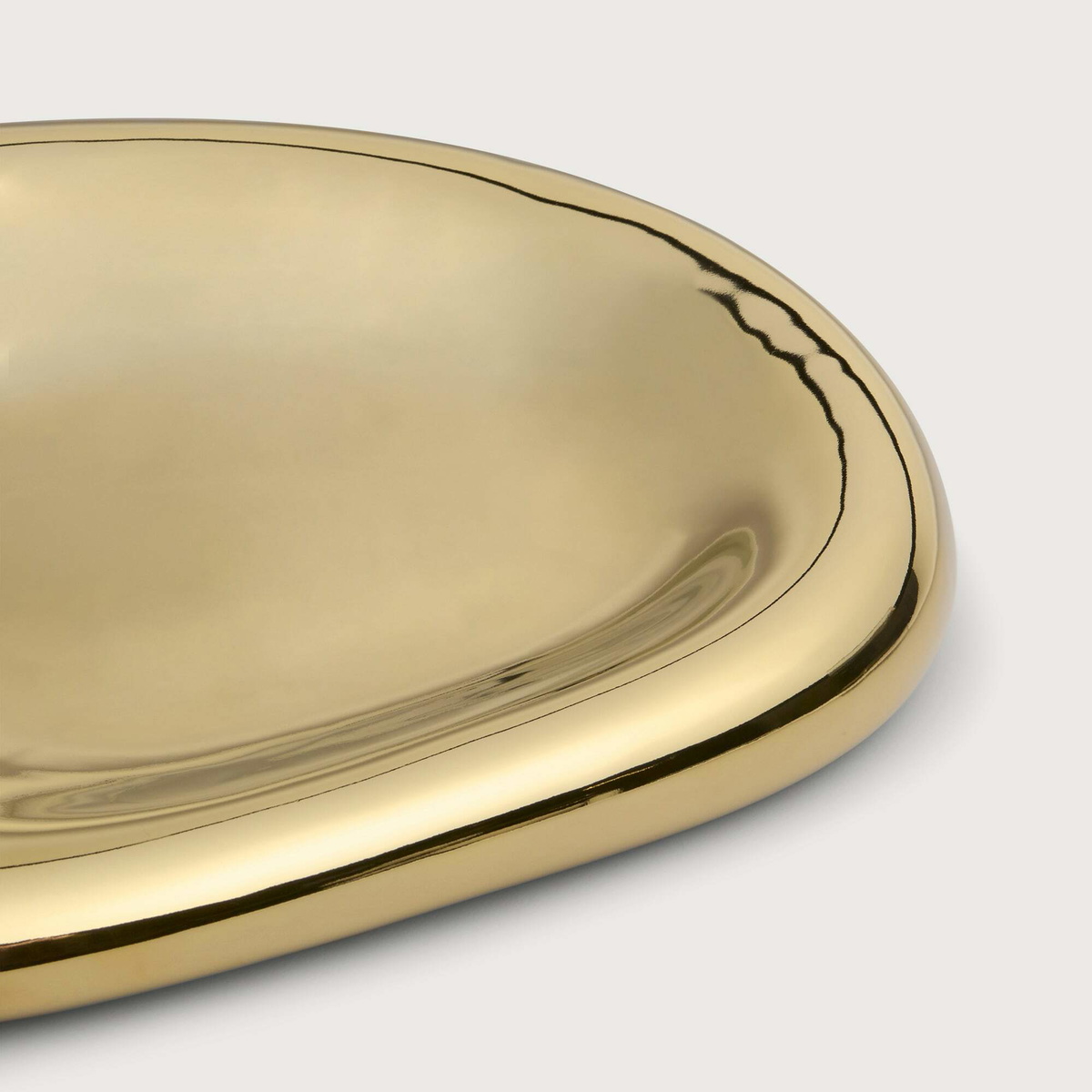 ferm LIVING Bellure Centrepiece - Ø35 in Brass Finish