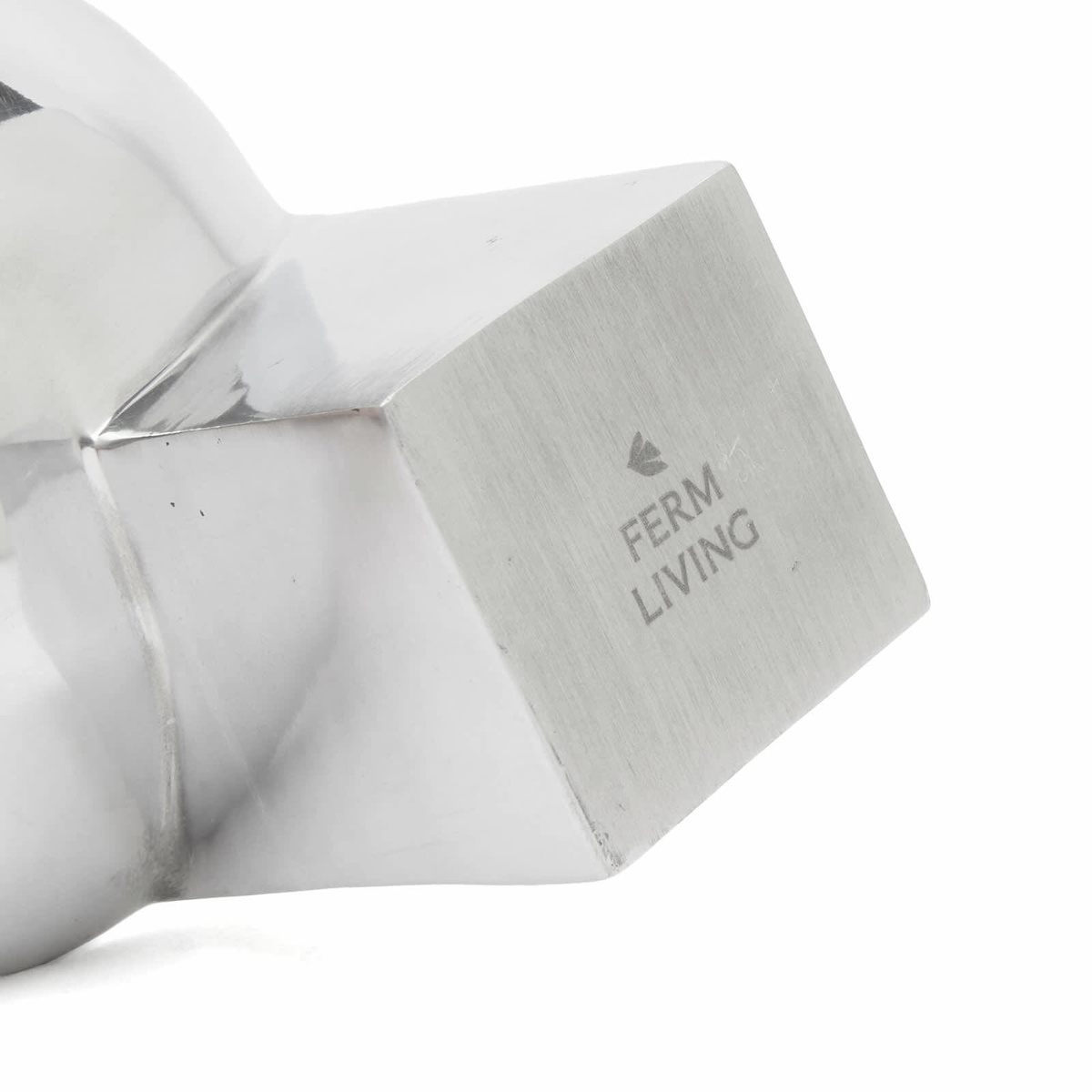 ferm LIVING Santany Bowl - Ø9.5 in Aluminium 