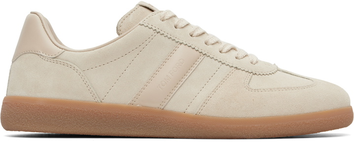 Photo: TOM FORD Off-White Archer Sneakers