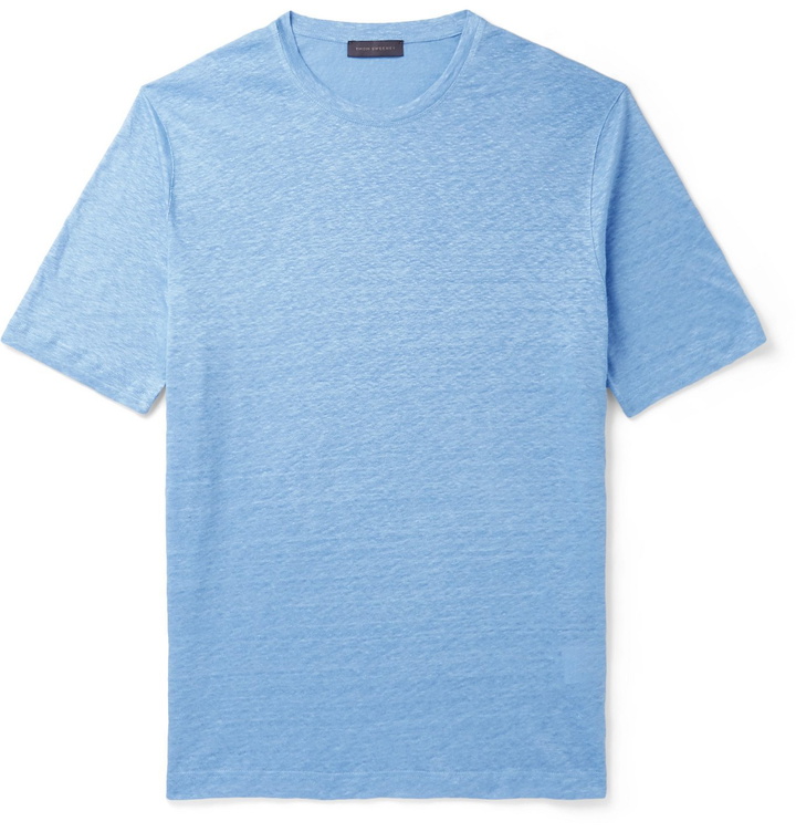 Photo: Thom Sweeney - Linen T-Shirt - Blue